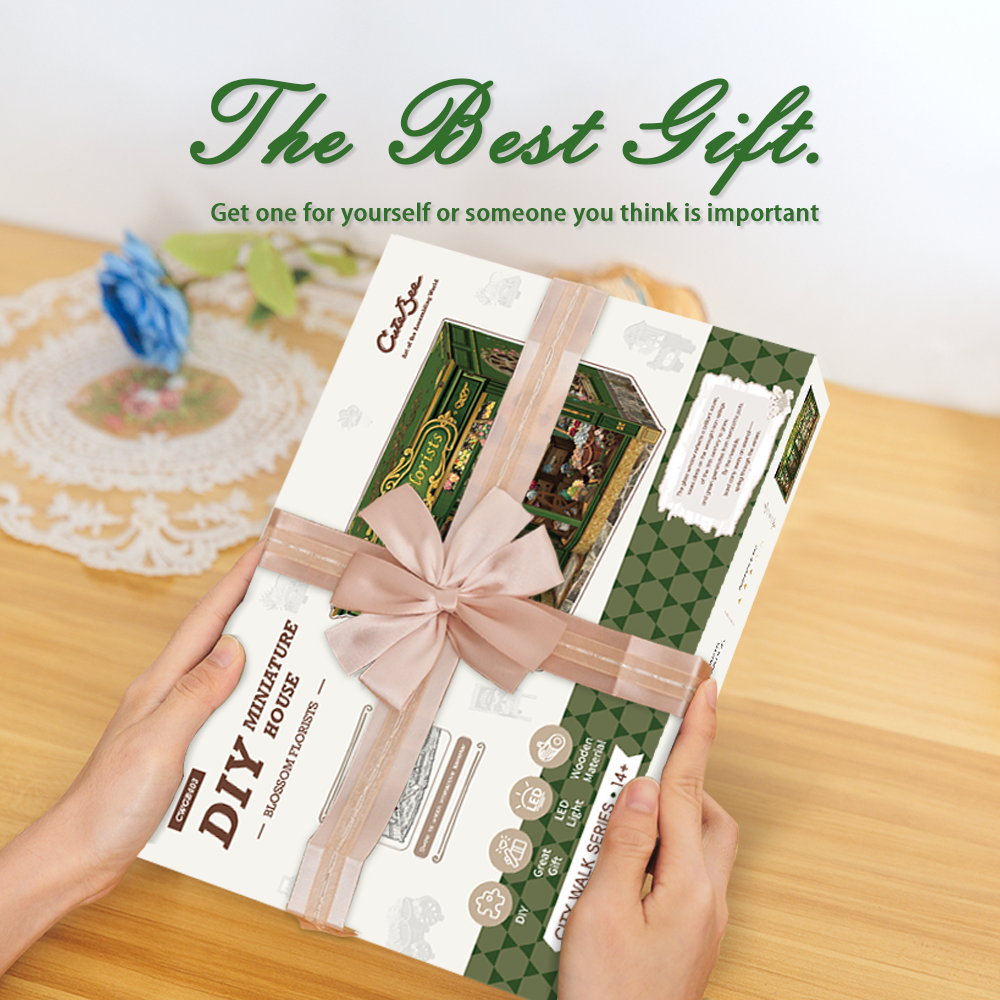 Boo｜Tots DIY Dollhouse Kit | Blossom Florists