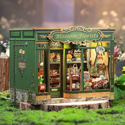 Boo｜Tots DIY Dollhouse Kit | Blossom Florists