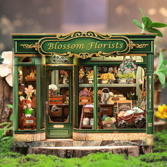 Boo｜Tots DIY Dollhouse Kit | Blossom Florists